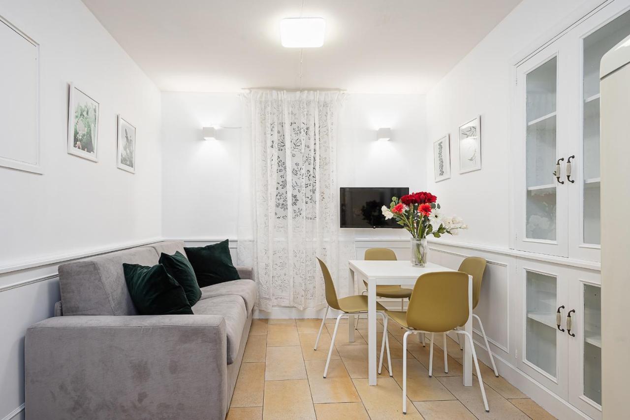 Hemeras Boutique Homes - Design Flat In The City Center Milano Exterior foto
